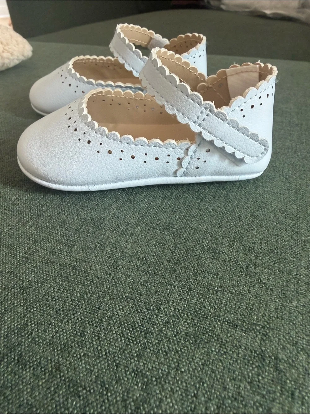 Janie and Jack Classic Mary Jane Baby Shoes in White